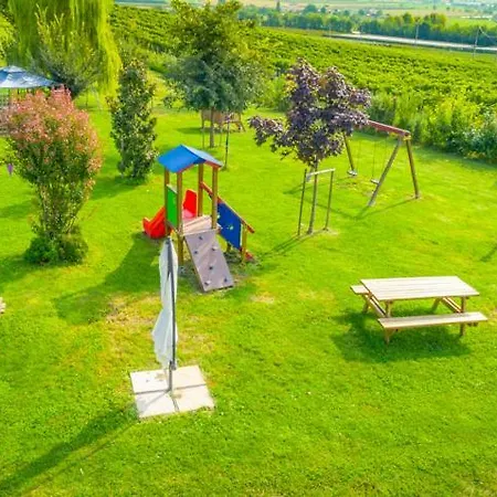 Le Bianchette E Fattoria Didattica Agroturismo